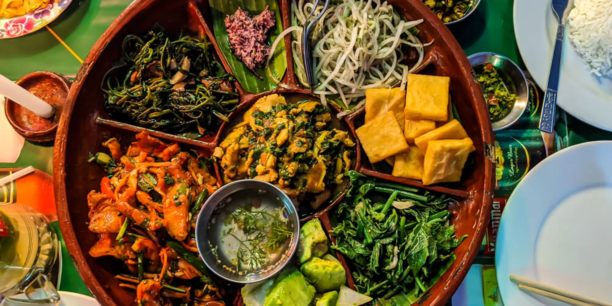 burma cuisine display